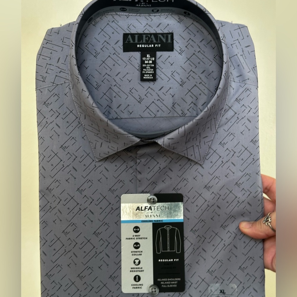 XL Men’s Button-Down Shirt - BRAND NEW NEVER WORN